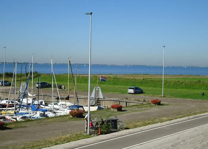 Huize Polderzicht Aan Het Grevelingenmeer Battenoord