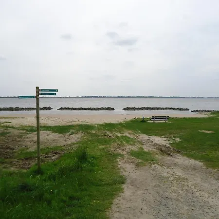 بيت للعطل Huize Polderzicht Aan Het Grevelingenmeer *